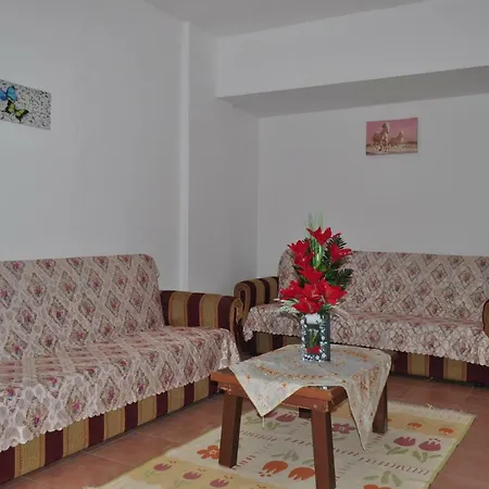 Mese & Олудениз