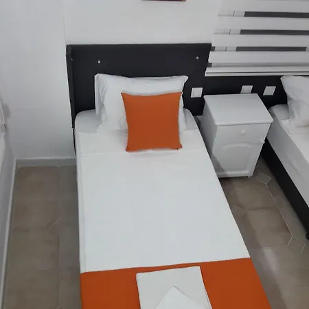 Mese & Hotel 2*